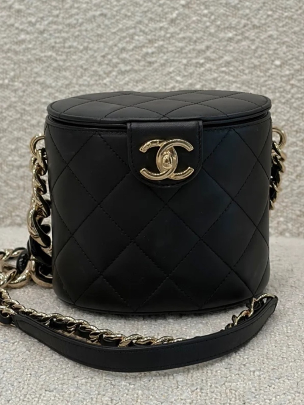 Authentic Pre-Owned Chanel Elegant Chain Vanity Case Midnight Blue
